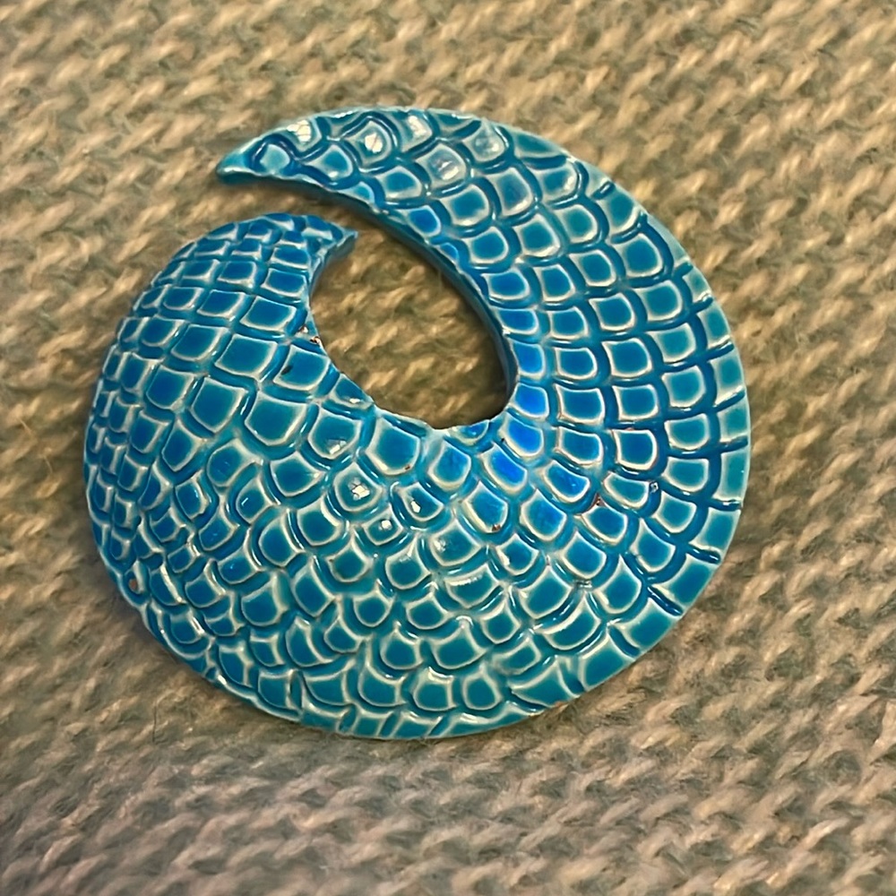 Vintage blue brooch